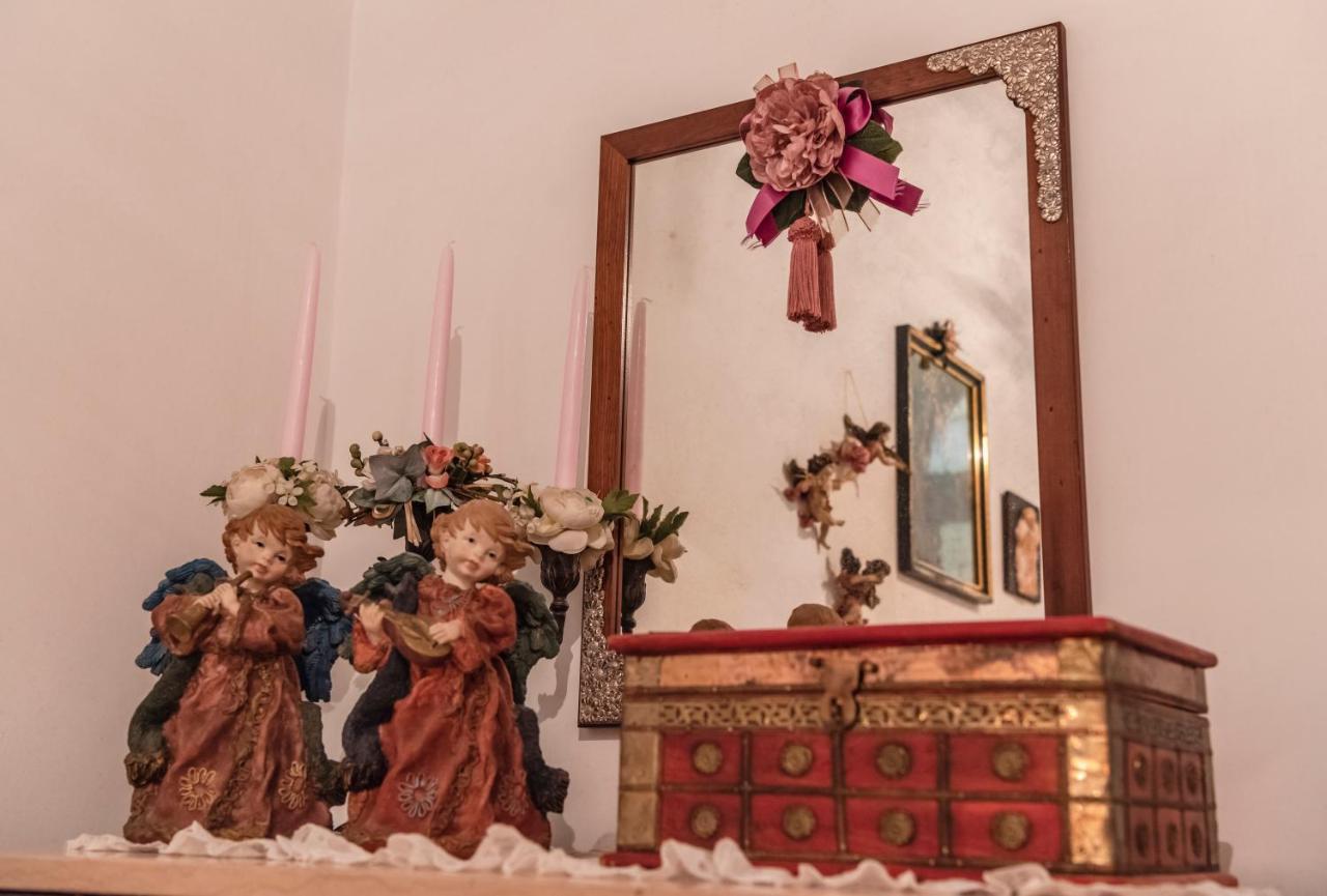 La Casa Degli Angeli Bed & Breakfast Salerno Bagian luar foto