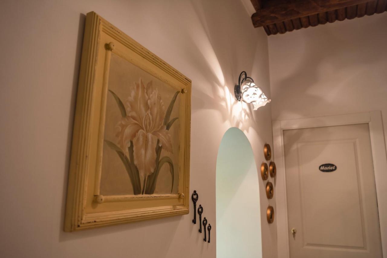 La Casa Degli Angeli Bed & Breakfast Salerno Bagian luar foto