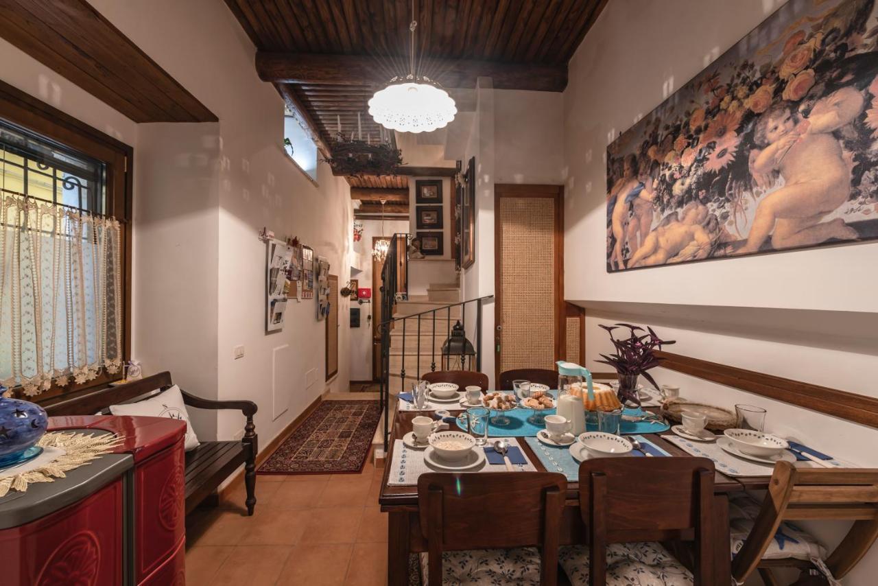 La Casa Degli Angeli Bed & Breakfast Salerno Bagian luar foto