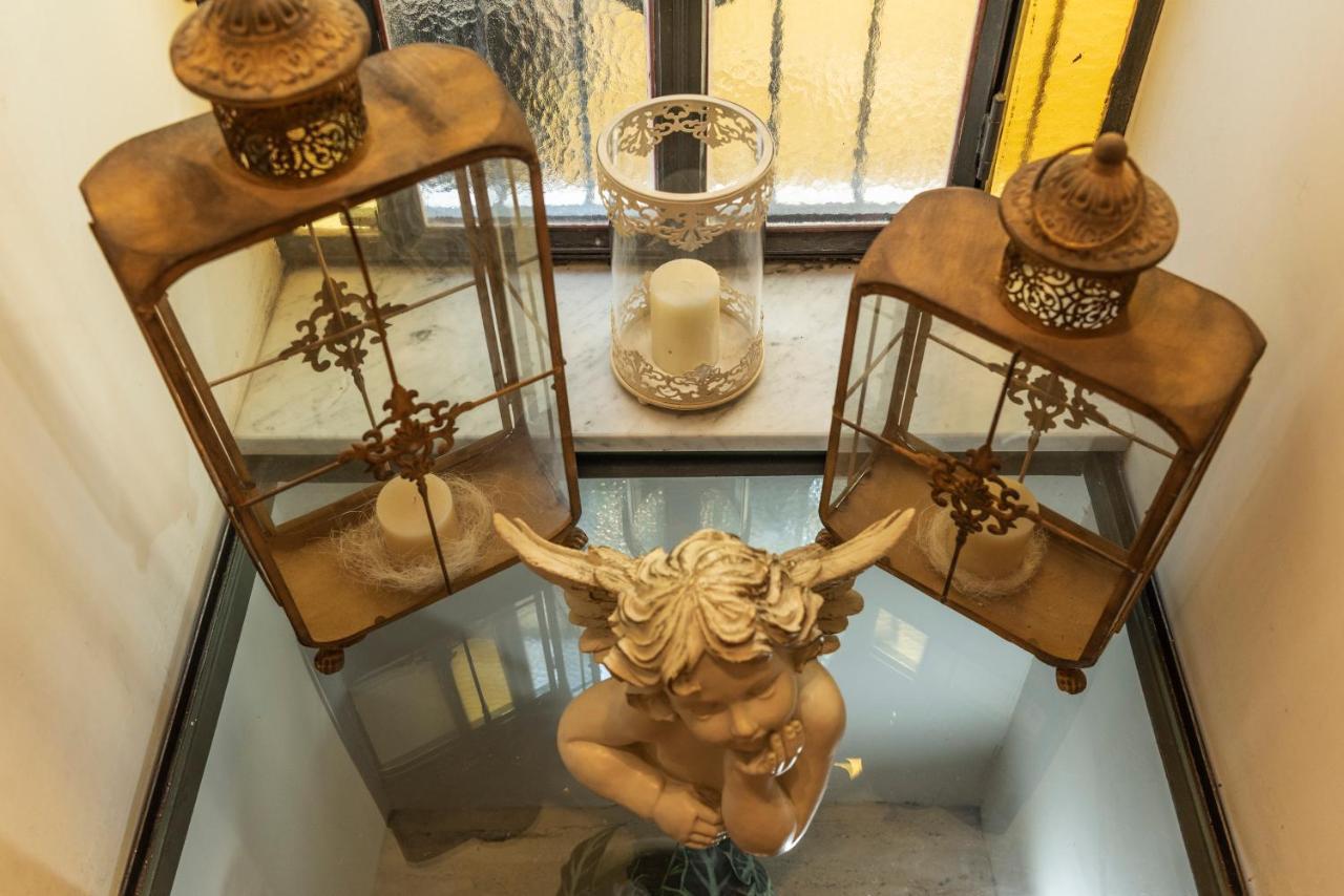 La Casa Degli Angeli Bed & Breakfast Salerno Bagian luar foto