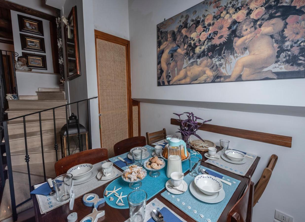 La Casa Degli Angeli Bed & Breakfast Salerno Bagian luar foto