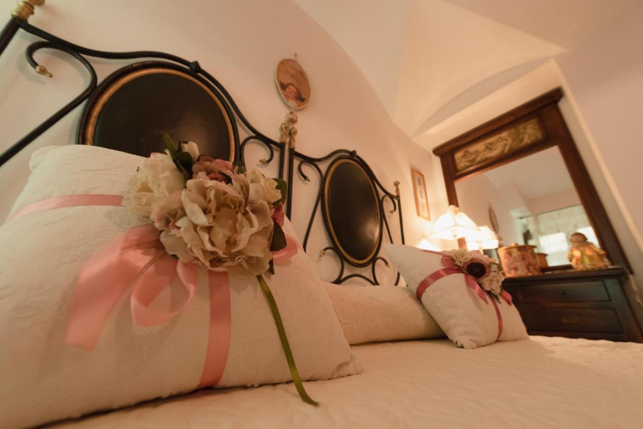 La Casa Degli Angeli Bed & Breakfast Salerno Bagian luar foto