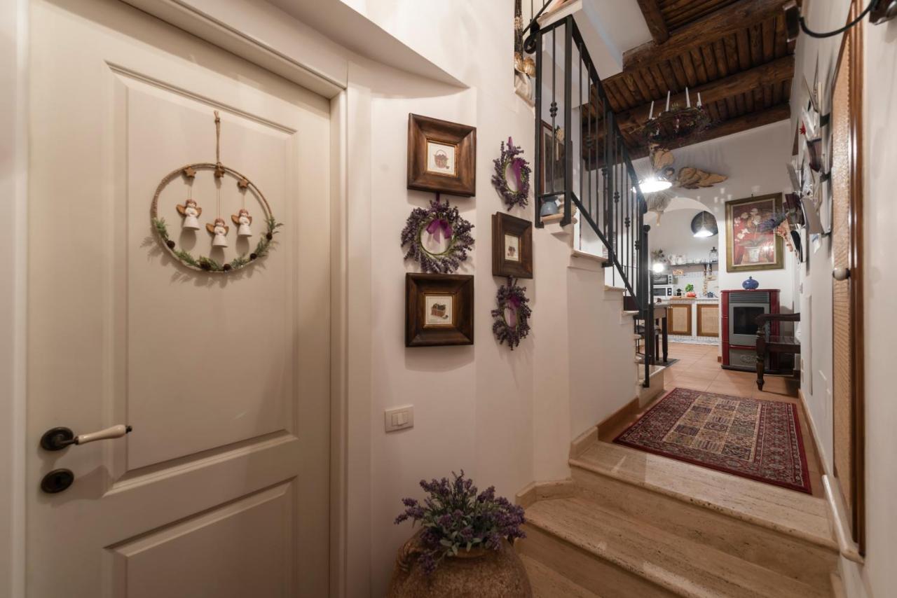 La Casa Degli Angeli Bed & Breakfast Salerno Bagian luar foto