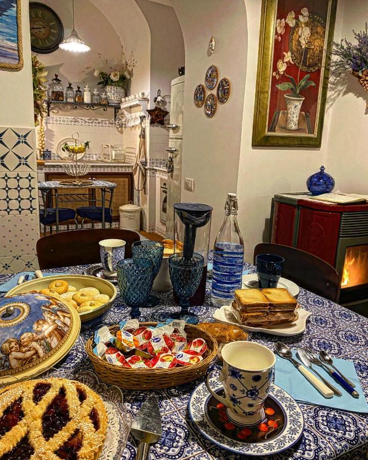 La Casa Degli Angeli Bed & Breakfast Salerno Bagian luar foto