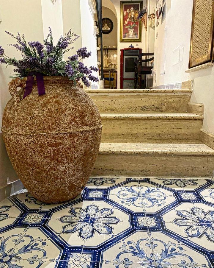 La Casa Degli Angeli Bed & Breakfast Salerno Bagian luar foto